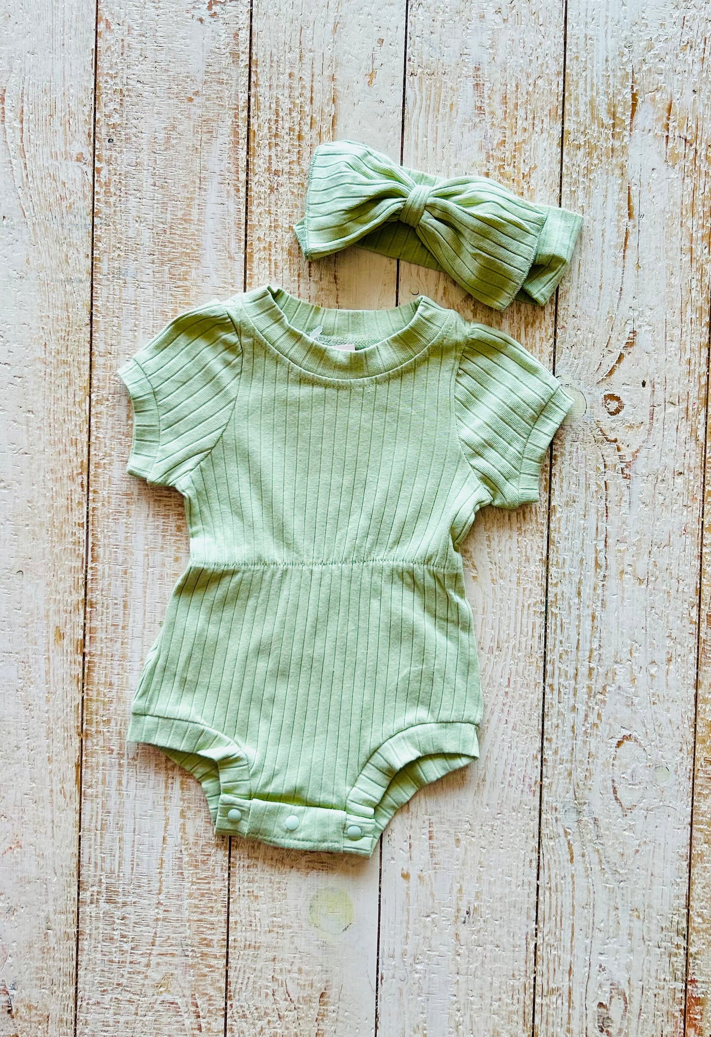 Ribbed Romper with Bow