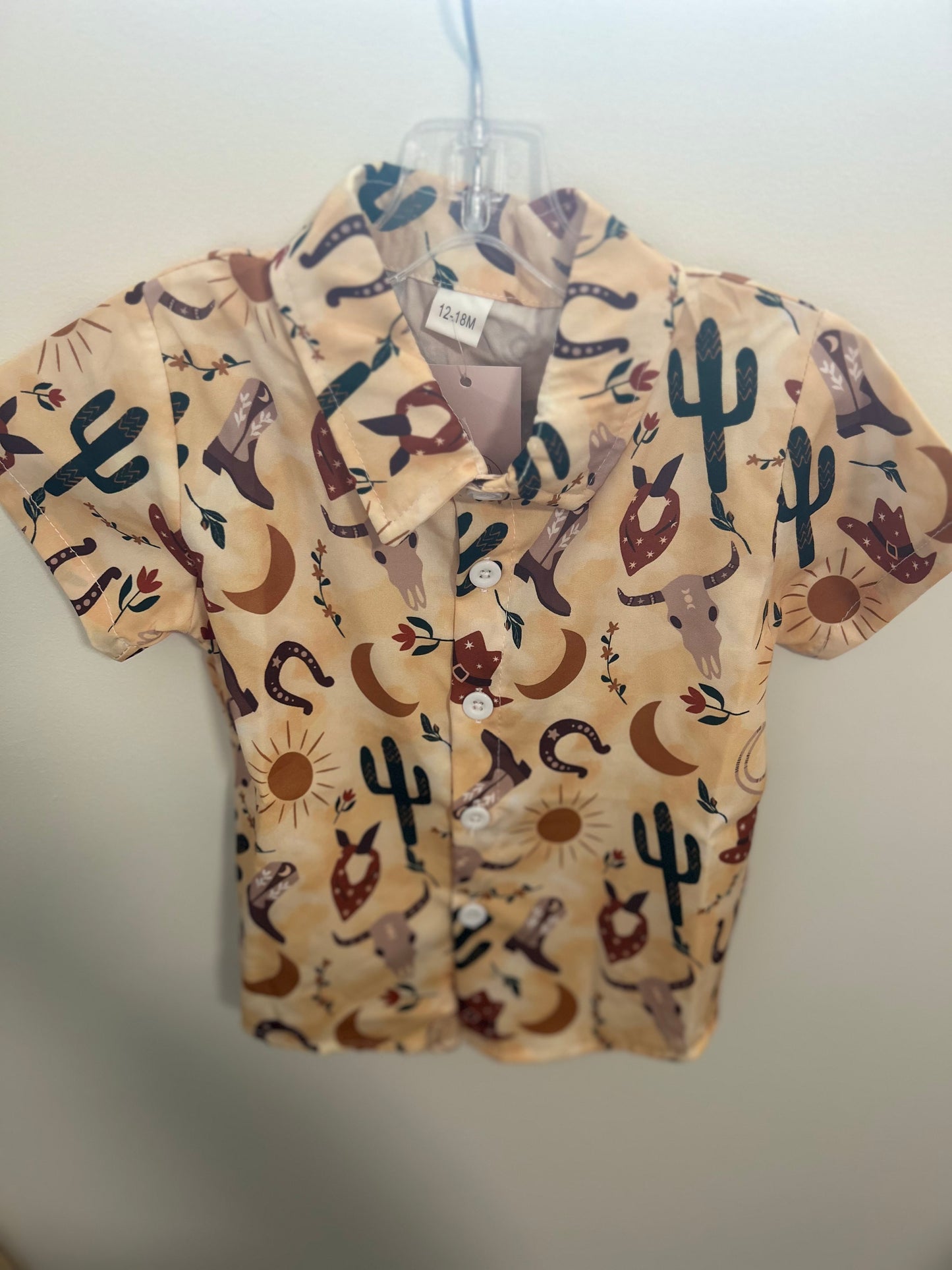 Horseshoe Button Up